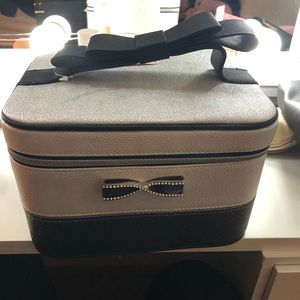 Nwt Victorias Secret makeup case